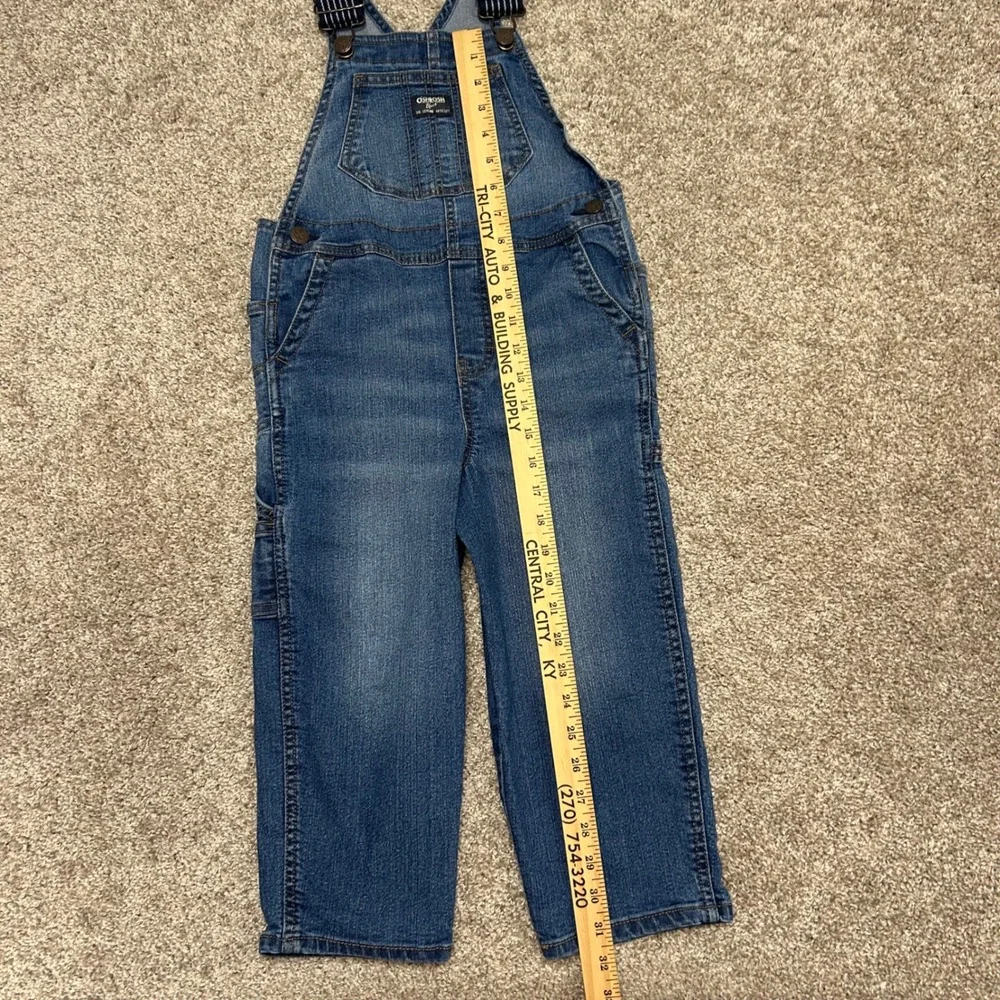 Oshkosh B'Gosh Denim Overalls Size Toddler 5T Adjustable Straps Unisex Boys Girl